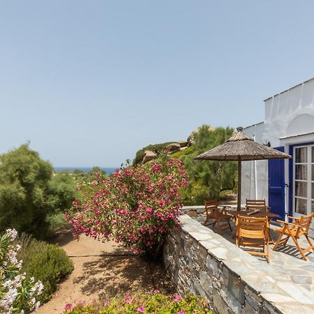 Sunrock Suites Stelida  Exterior photo