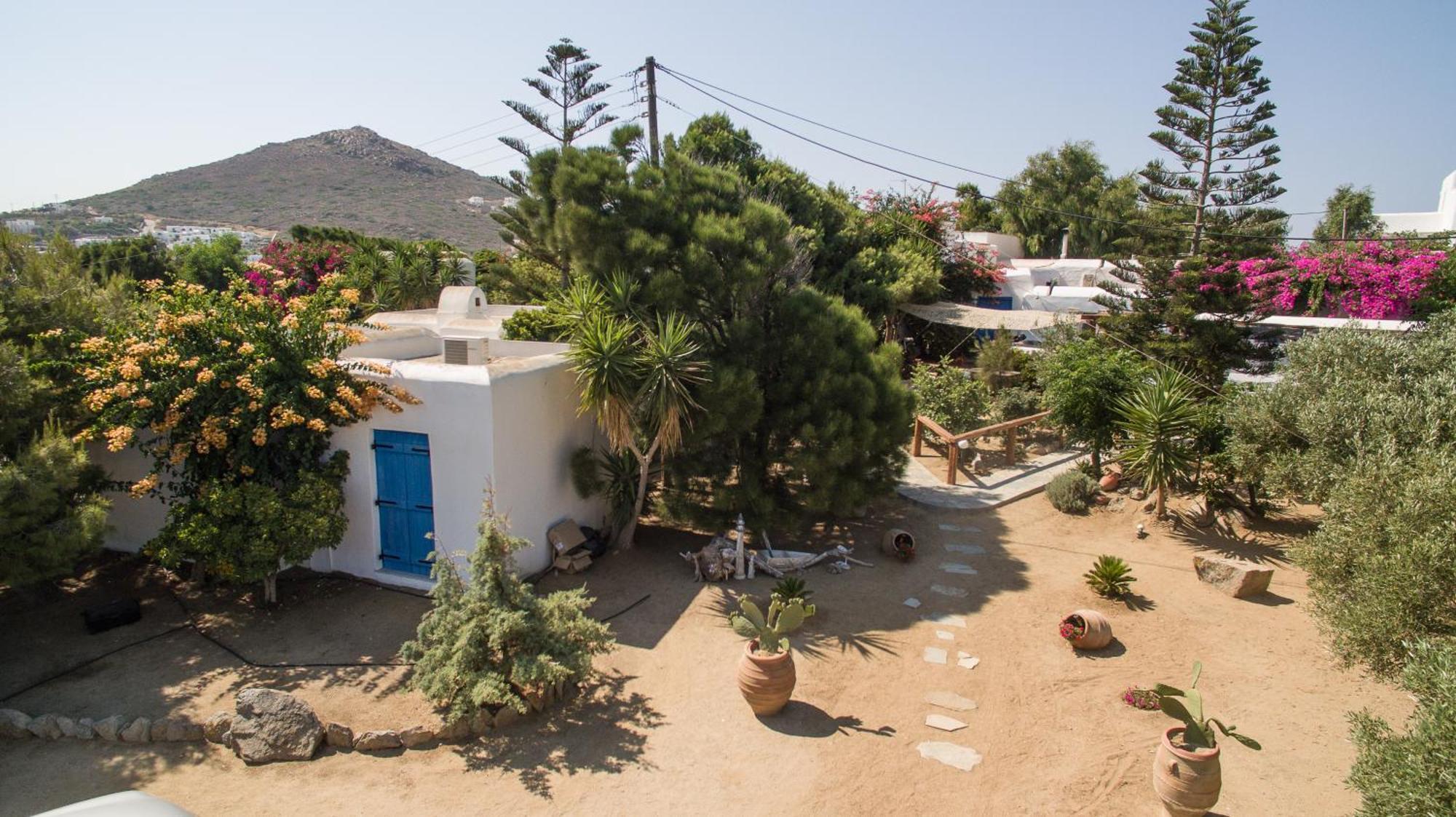 Sunrock Suites Stelida  Exterior photo